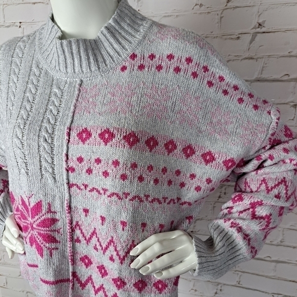 cupcake and Cashmere Cable Nordic Knit sweater - Picture 5 of 12
